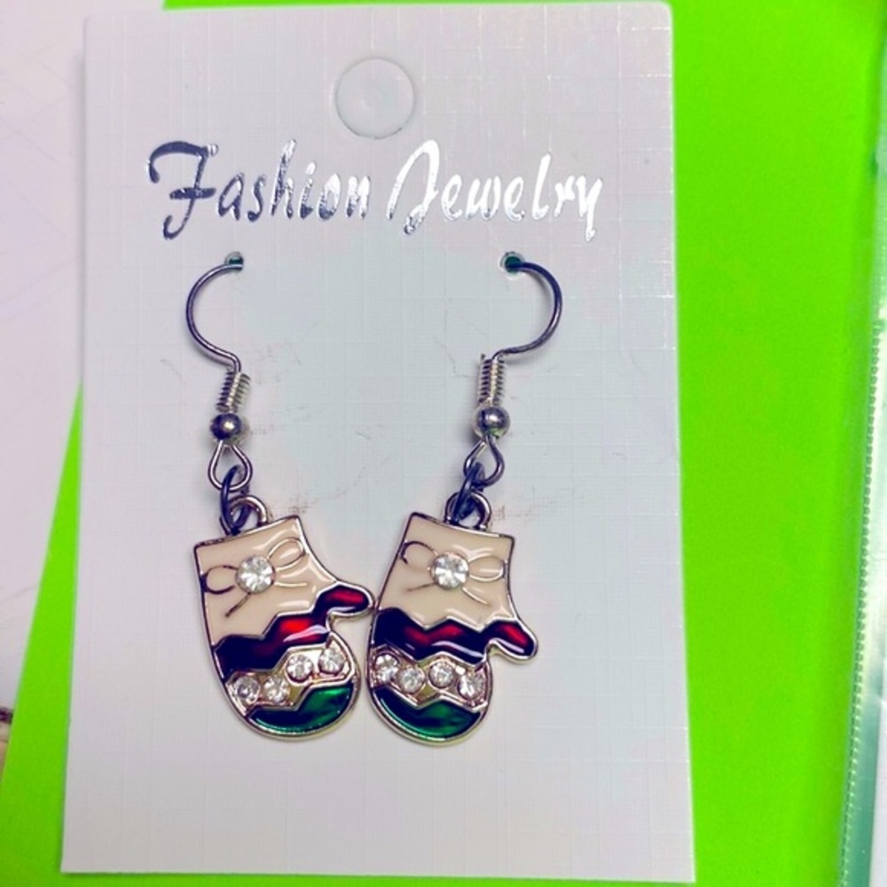 Dangle mittens earrings with rhinestones - Picture 1 of 4